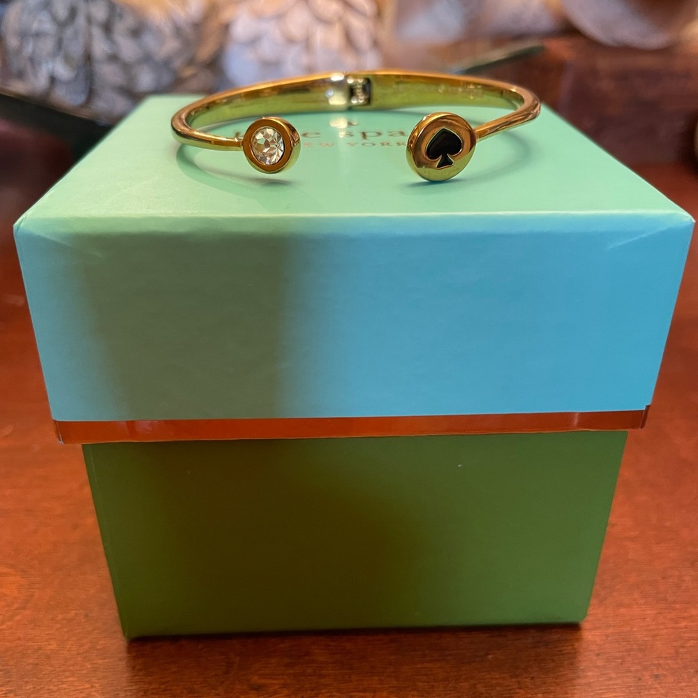 Kate Spade New York Spot the Spade Gold Tone Hinge Bangle Cuff Bracelet